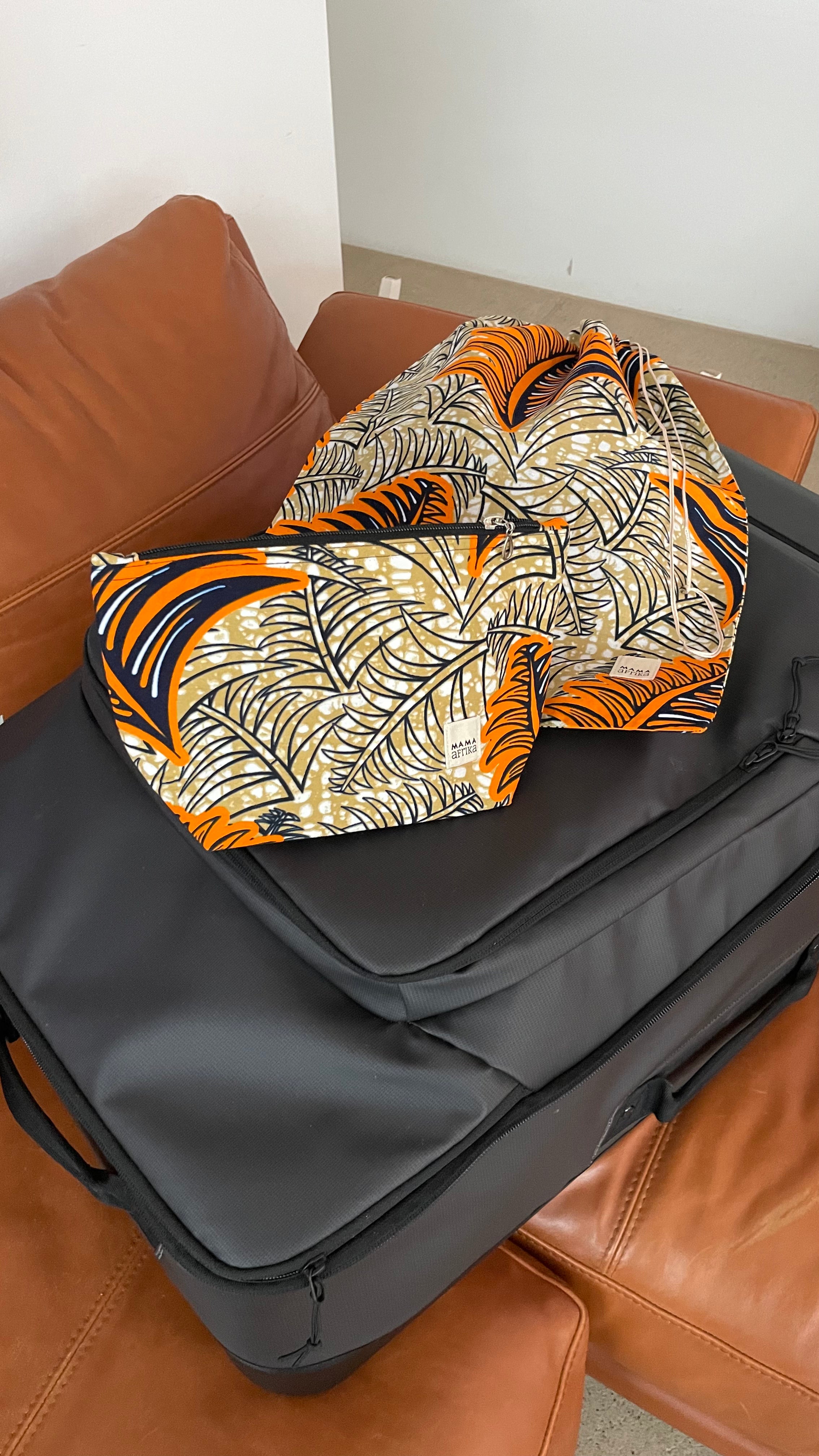 Set - Bag, Necessaire & Shoe Bag - Orange Leaves